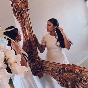 Meet your Posher, Alma